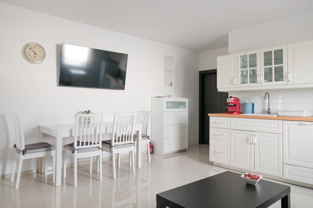 Apartments Zanic With Private Swimming Pool And Sea View Starigrad Paklenica Dış mekan fotoğraf