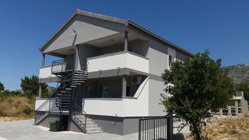 Apartments Zanic With Private Swimming Pool And Sea View Starigrad Paklenica Dış mekan fotoğraf