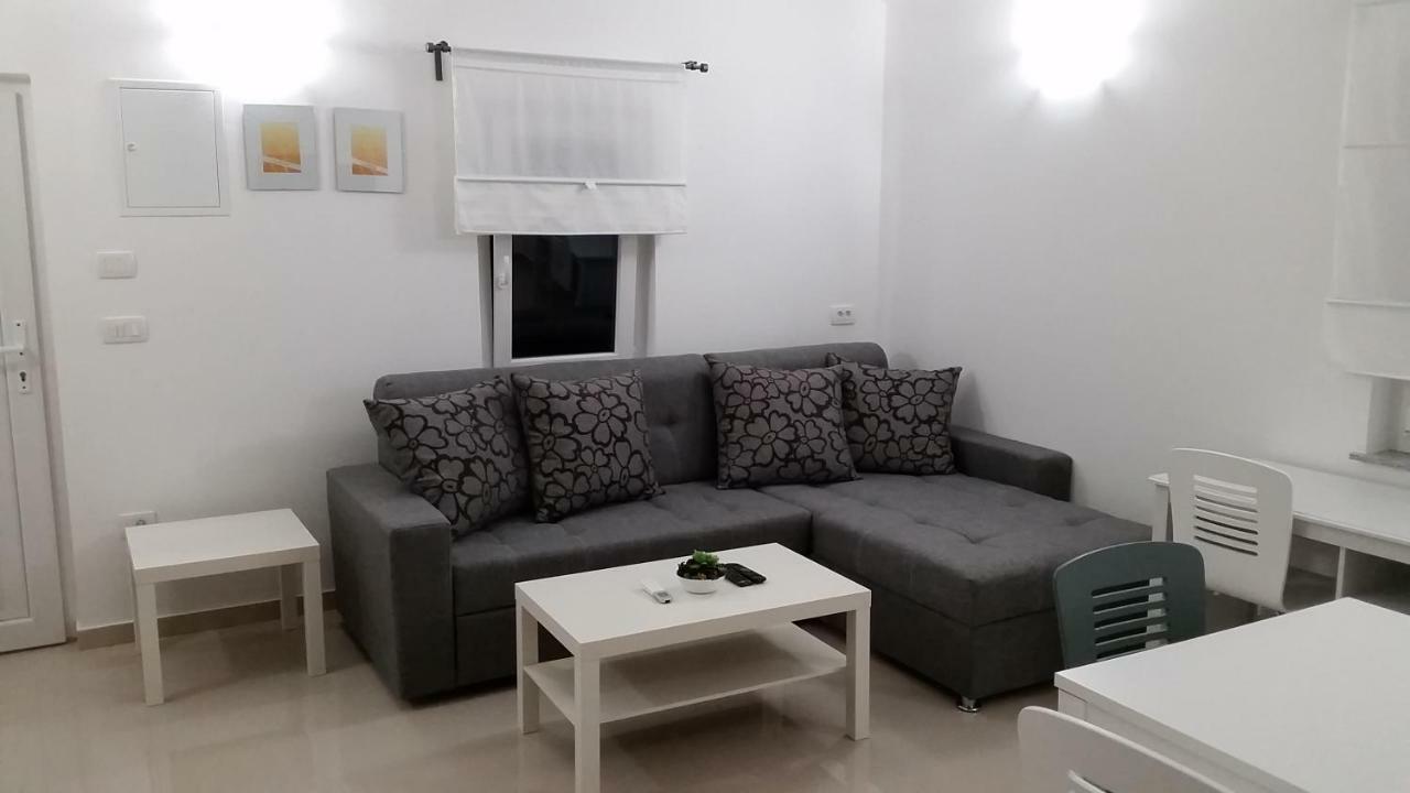 Apartments Zanic With Private Swimming Pool And Sea View Starigrad Paklenica Dış mekan fotoğraf